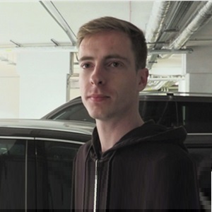 300x300_Roger_7146